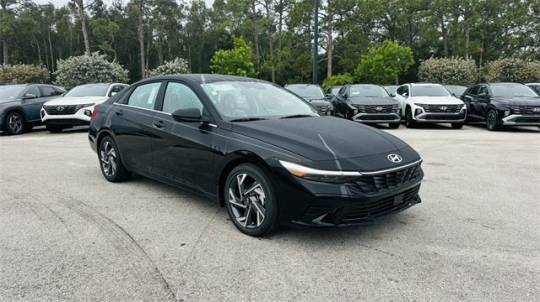 2025 Hyundai Elantra SEL Sport — Sedan — 15 mi — Vero Beach, FL
