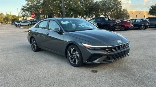 2025 Hyundai Elantra SEL Convenience — Sedan — 12 mi — Vero Beach, FL