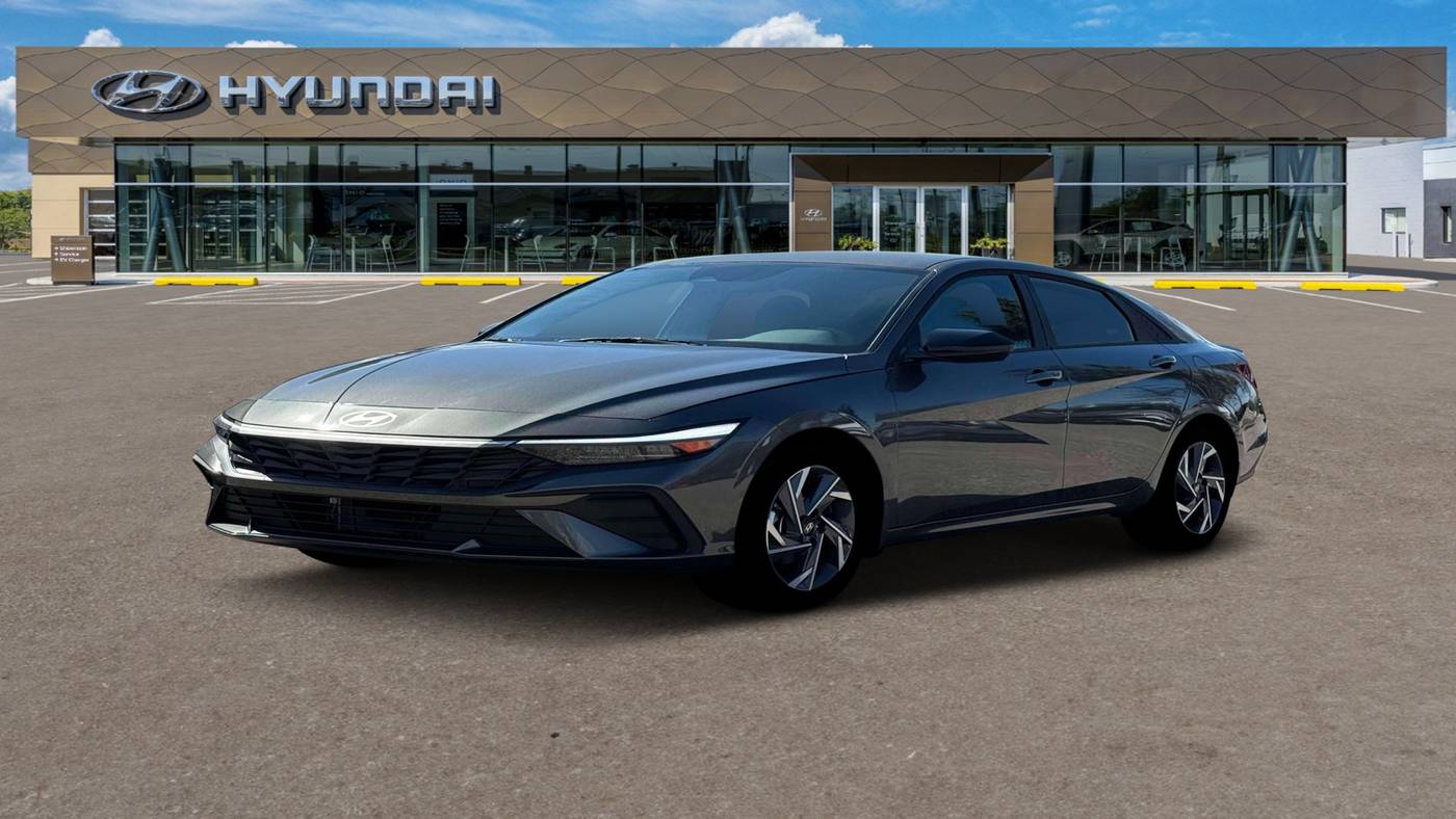 2025 Hyundai Elantra Hybrid SEL Sport — Sedan — 5 mi — Vero Beach, FL
