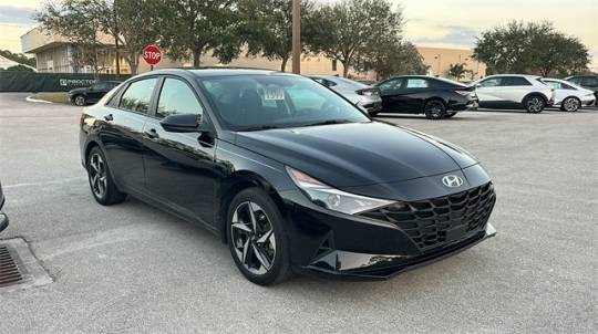 2023 Hyundai Elantra SEL — Sedan — 33,627 mi — Vero Beach, FL