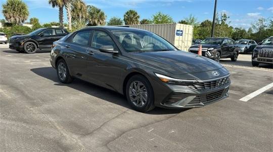 2024 Hyundai Elantra SEL — Sedan — 6,716 mi — Vero Beach, FL