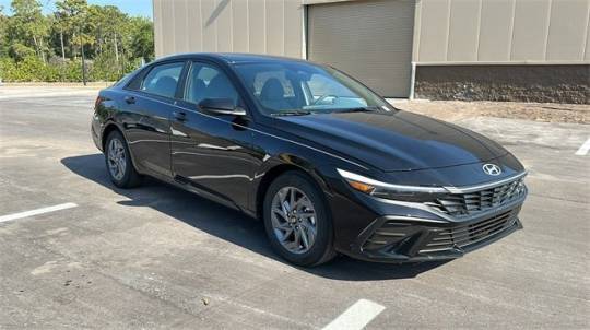 2024 Hyundai Elantra SEL — Sedan — 3,613 mi — Vero Beach, FL