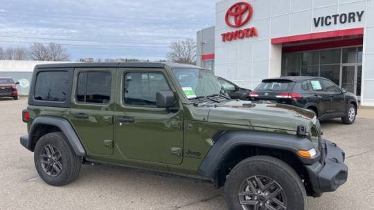 2024 Jeep Wrangler Sport S — SUV — 30,825 mi — Marietta, OH