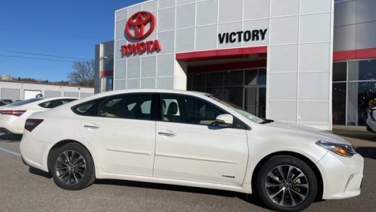 2016 Toyota Avalon Hybrid XLE Premium — Sedan — 71,818 mi — Marietta, OH
