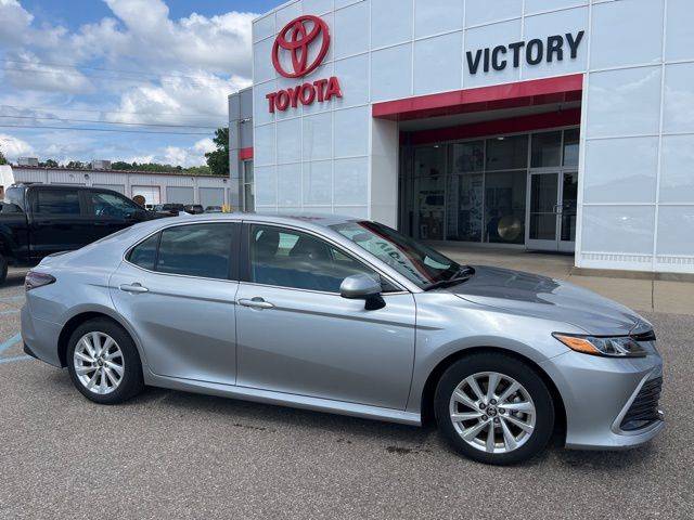 2023 Toyota Camry LE — Sedan — 18,560 mi — Marietta, OH