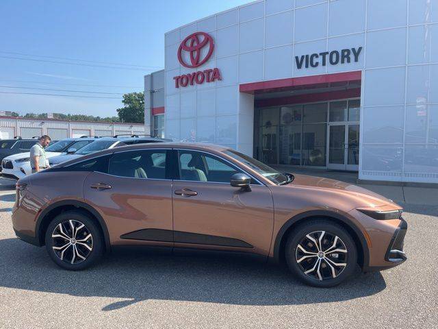 2026 Toyota Crown XLE — Sedan — 201 mi — Marietta, OH