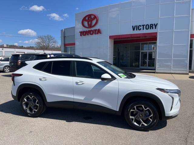 2025 Chevrolet Trax LT — SUV — 100 mi — Marietta, OH
