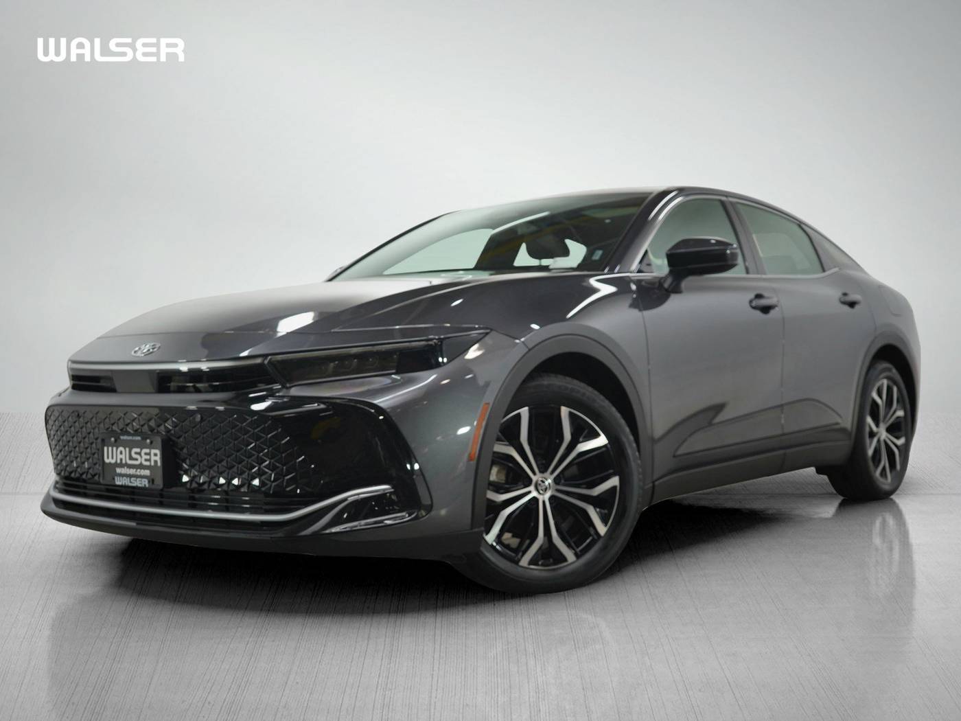 2024 Toyota Crown Limited — Sedan — 32,198 mi — Coon Rapids, MN