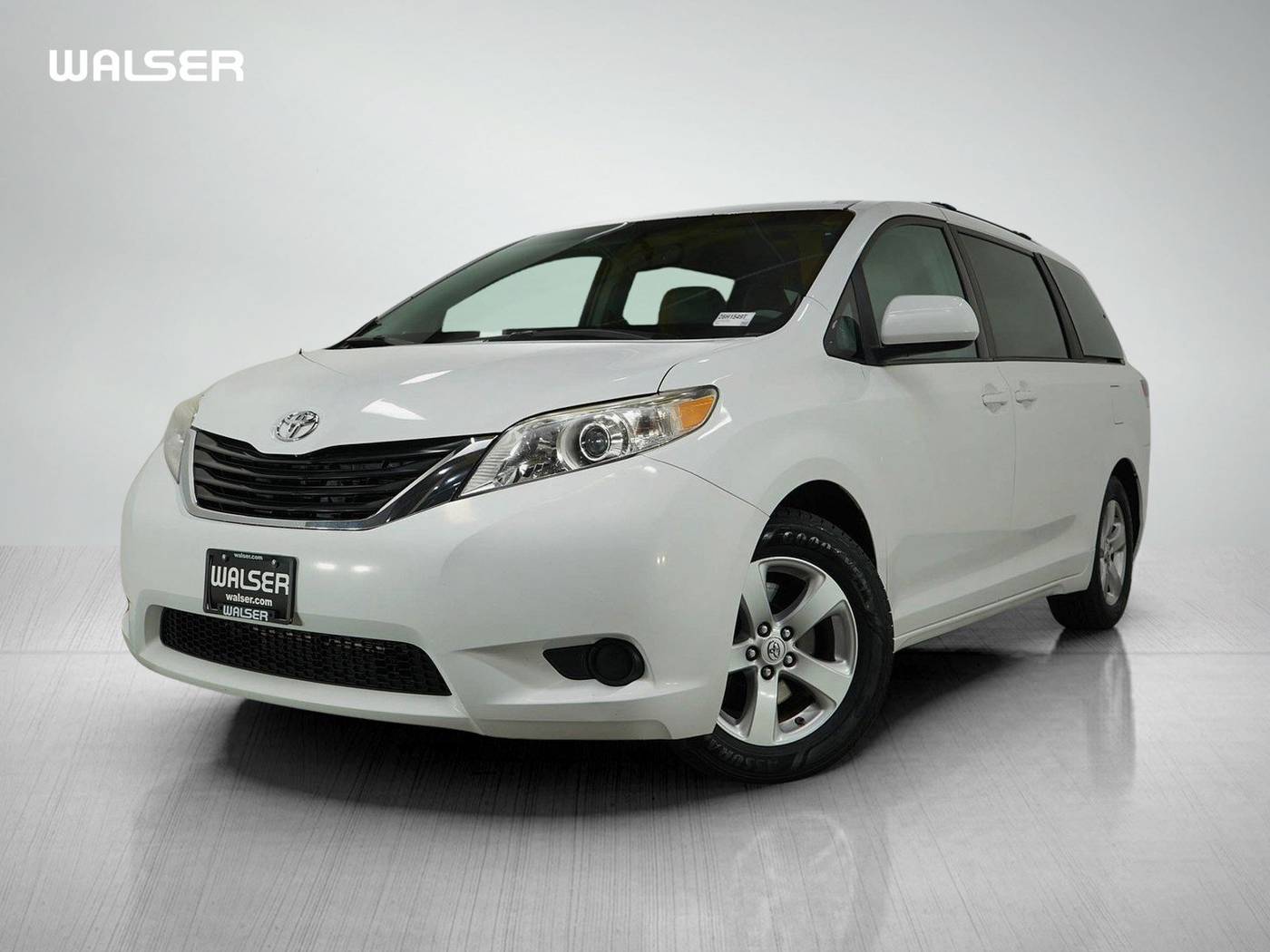 2014 Toyota Sienna LE — Minivan — 131,097 mi — Coon Rapids, MN