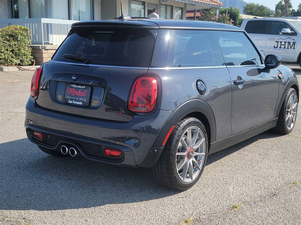 Thumbnail 5