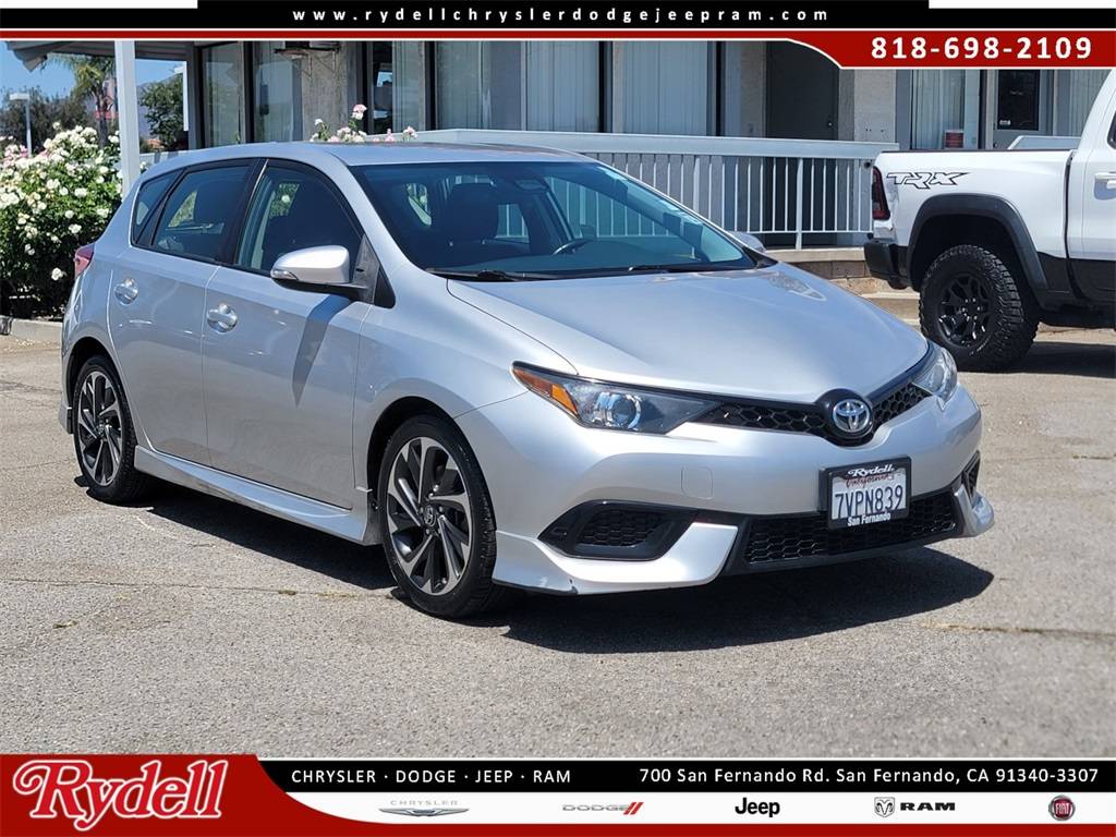 2017 Toyota Corolla iM iM — Hatchback — 75,110 mi — San Fernando, CA