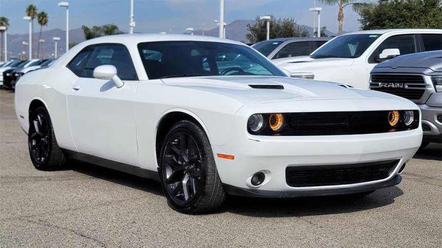 2022 Dodge Challenger SXT — Coupe — 61,249 mi — San Fernando, CA