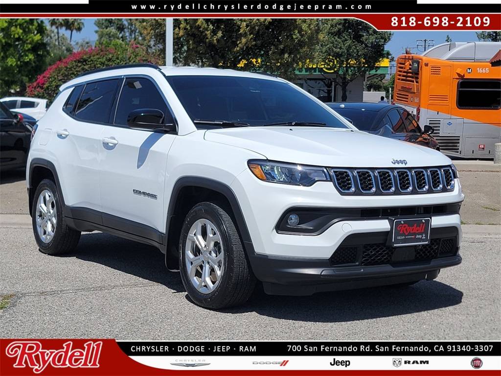 2024 Jeep Compass Latitude — SUV — 27,226 mi — San Fernando, CA