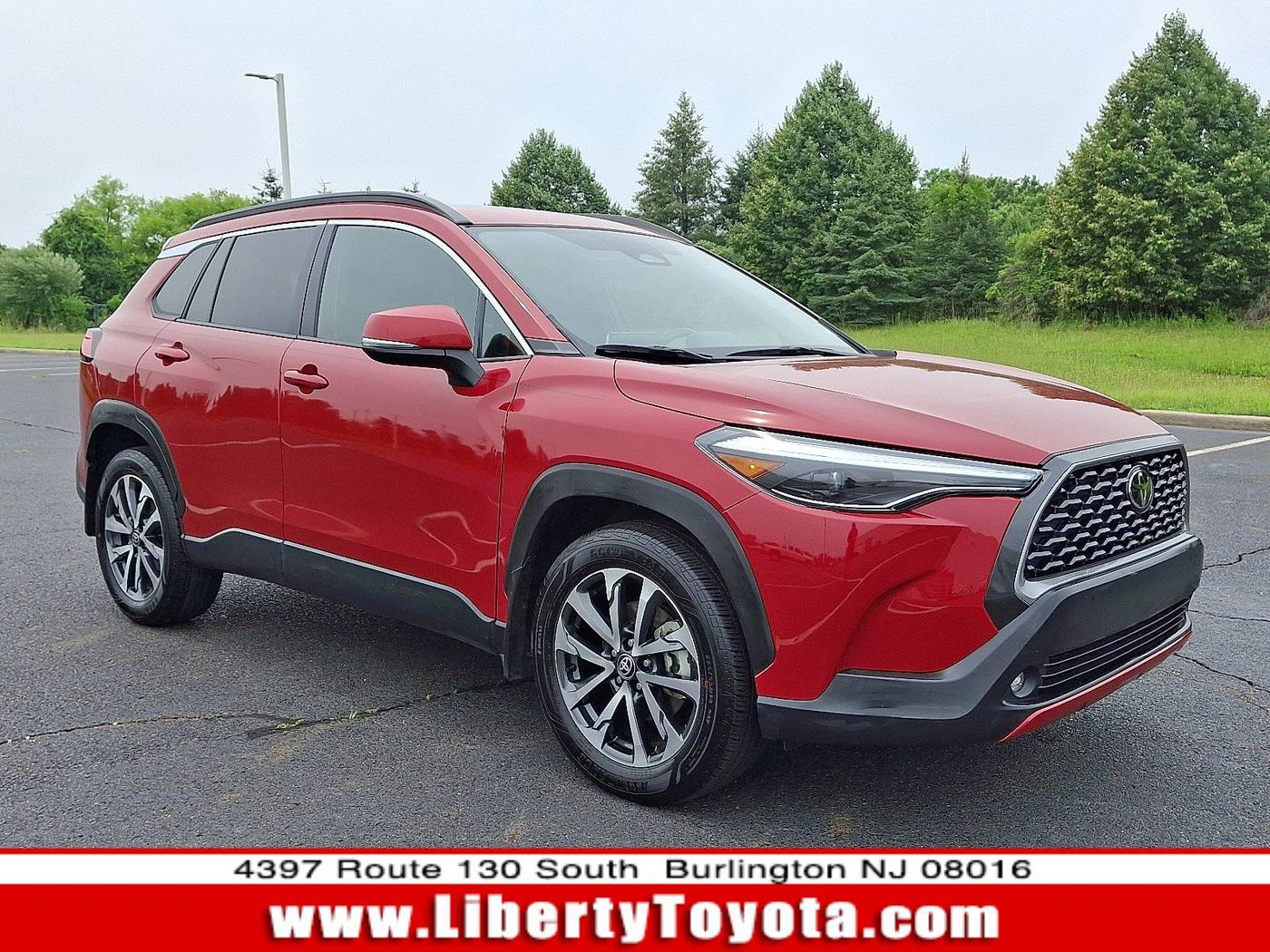 2023 Toyota Corolla Cross XLE — SUV — 10,033 mi — Burlington, NJ
