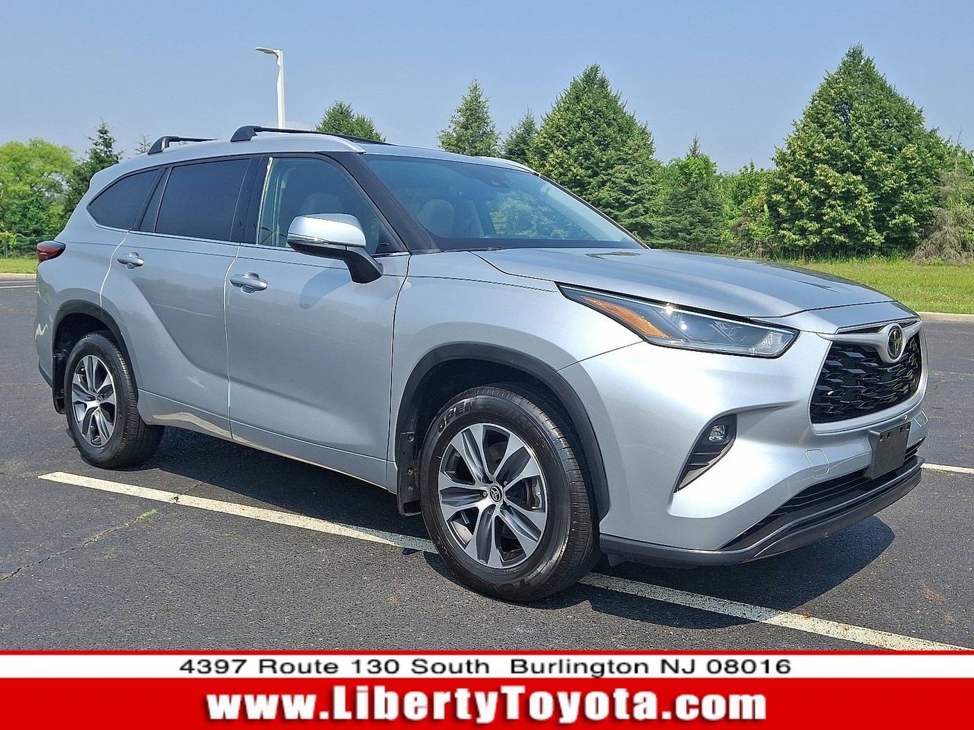 2022 Toyota Highlander XLE — SUV — 24,464 mi — Burlington, NJ