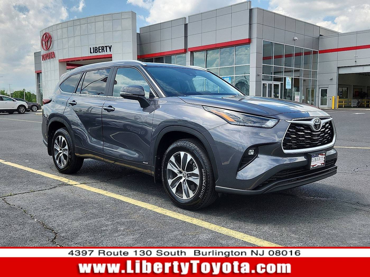 2025 Toyota Highlander Hybrid XLE — SUV — 4,767 mi — Burlington, NJ