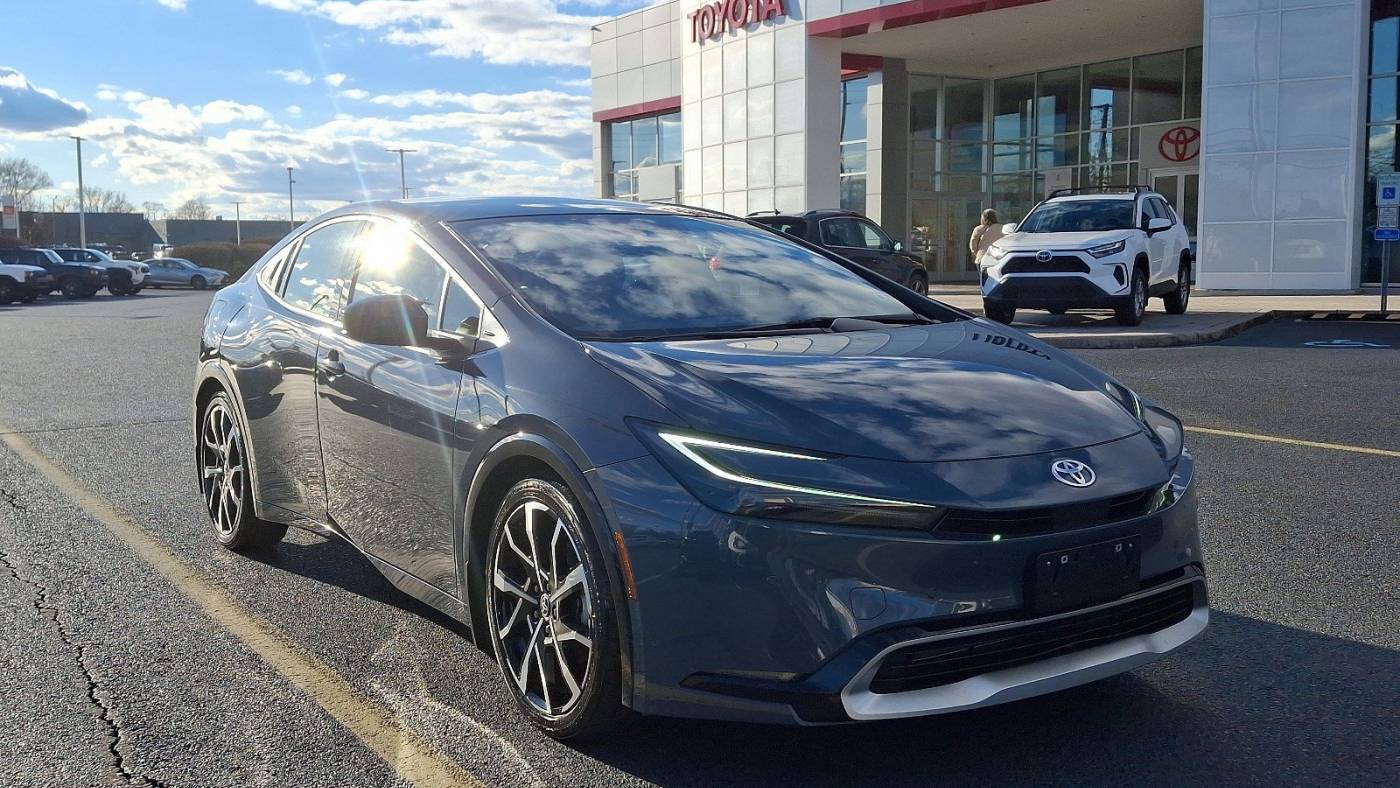 2023 Toyota Prius Prime XSE — Hatchback — 17,527 mi — Burlington, NJ