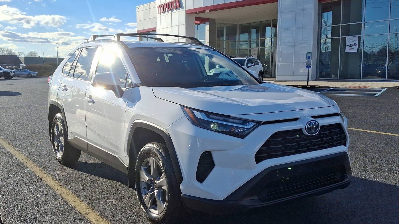 2024 Toyota RAV4 Hybrid XLE — SUV — 48,582 mi — Burlington, NJ