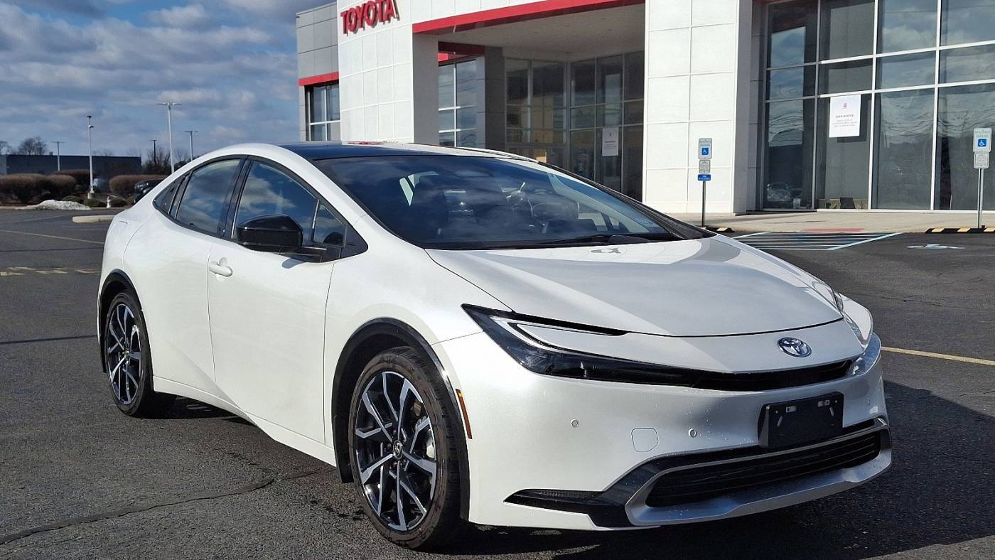 2024 Toyota Prius Prime XSE — Hatchback — 1,112 mi — Burlington, NJ