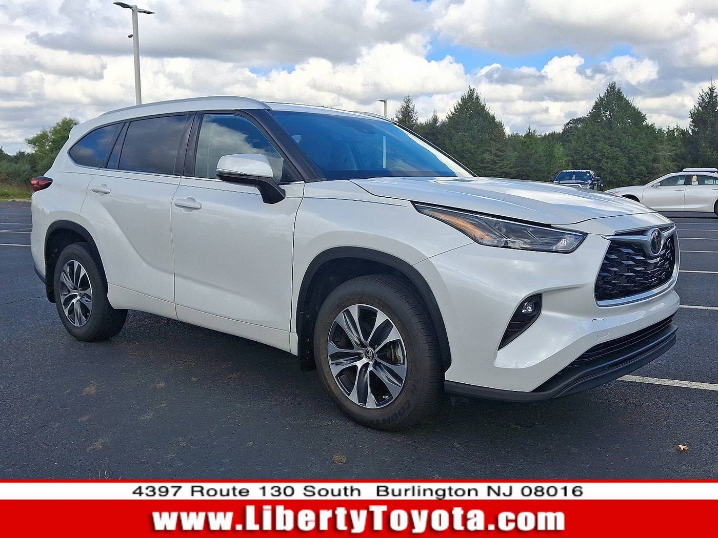 2022 Toyota Highlander XLE — SUV — 21,485 mi — Burlington, NJ