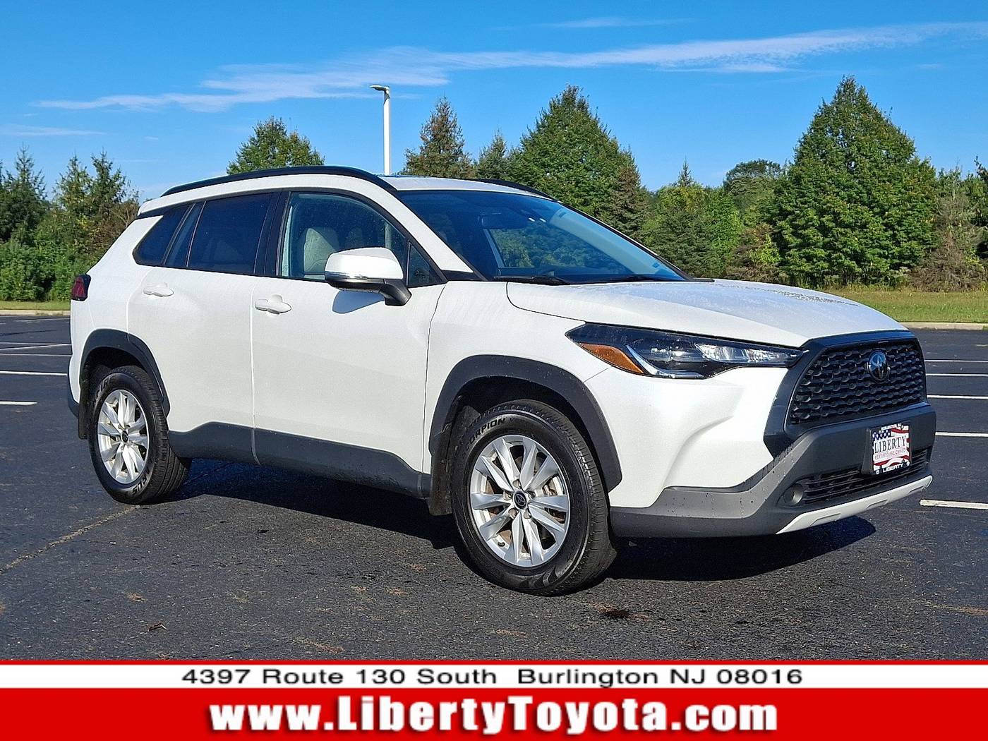 2022 Toyota Corolla Cross LE — SUV — 28,054 mi — Burlington, NJ