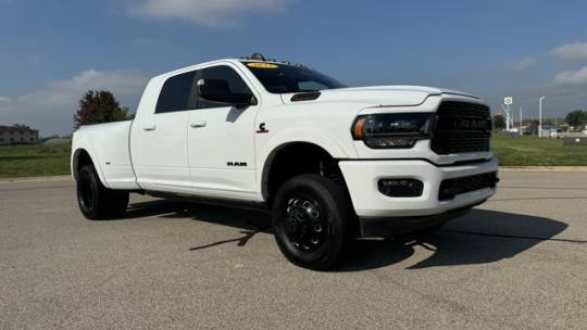 2022 Ram 3500 Limited — Pickup Truck — 18,412 mi — Morton, IL