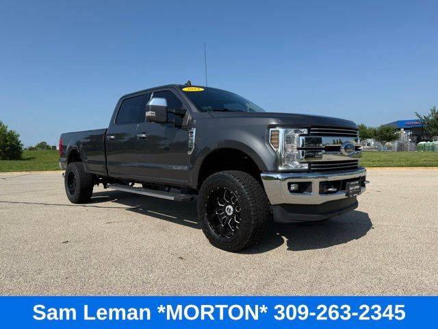 2019 Ford Super Duty F-350 Lariat — Pickup Truck — 111,621 mi — Morton, IL