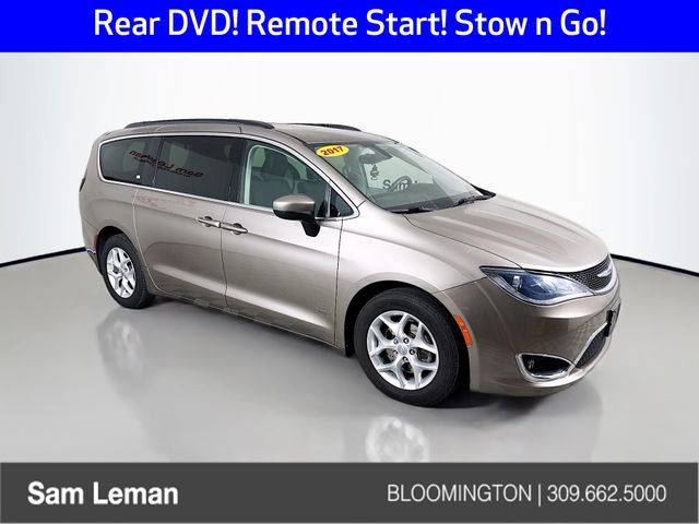 2017 Chrysler Pacifica Touring Plus — Minivan — 153,436 mi — Bloomington, IL