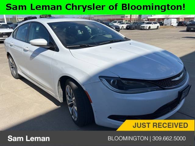 2015 Chrysler 200 S — Sedan — 125,380 mi — Bloomington, IL