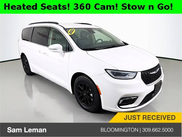 2022 Chrysler Pacifica Touring L — Minivan — 62,547 mi — Bloomington, IL