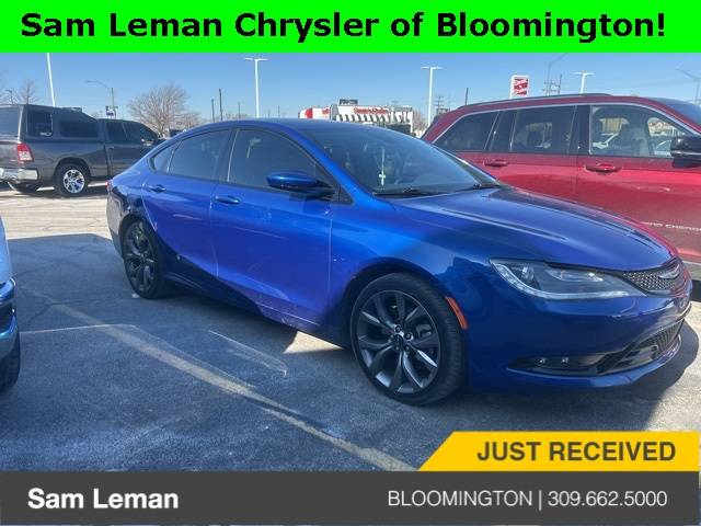 2016 Chrysler 200 S — Sedan — 87,029 mi — Bloomington, IL