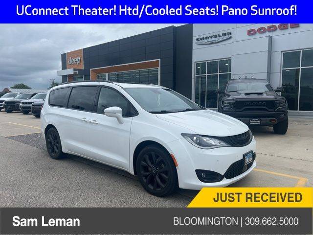 2020 Chrysler Pacifica Limited — Minivan — 85,739 mi — Bloomington, IL