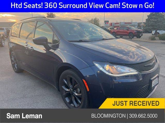 2020 Chrysler Pacifica Touring — Minivan — 125,585 mi — Bloomington, IL