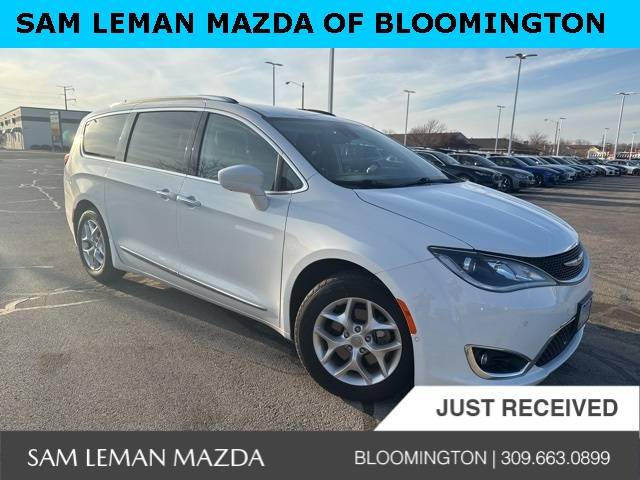 2020 Chrysler Pacifica Touring L — Minivan — 91,150 mi — Bloomington, IL
