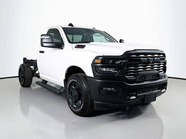 2025 Ram 3500 Tradesman — Pickup Truck — 7 mi — Peoria, IL