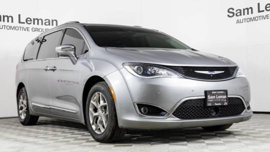 2018 Chrysler Pacifica Limited — Minivan — 100,324 mi — Peoria, IL