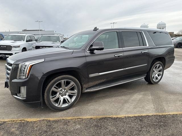 2016 Cadillac Escalade Luxury — SUV — 182,155 mi — Peoria, IL