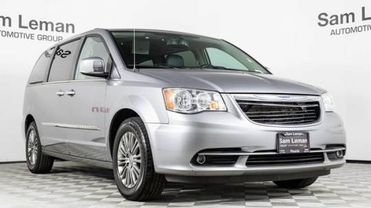 2016 Chrysler Town & Country Touring-L — Minivan — 164,109 mi — Peoria, IL