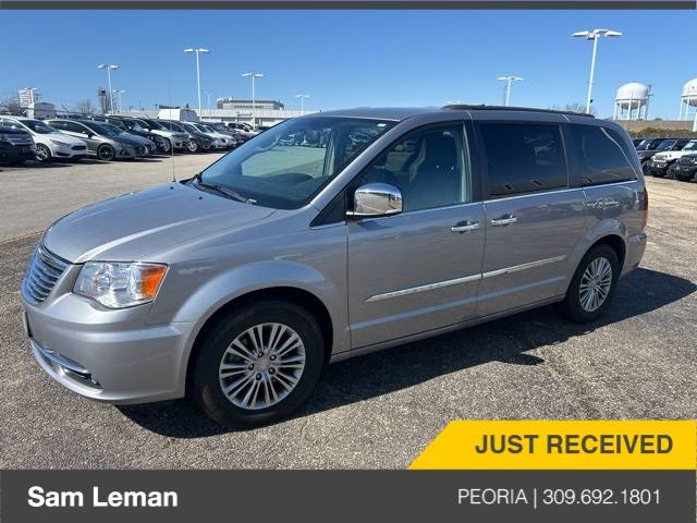 2014 Chrysler Town & Country Touring-L — Minivan — 95,358 mi — Peoria, IL