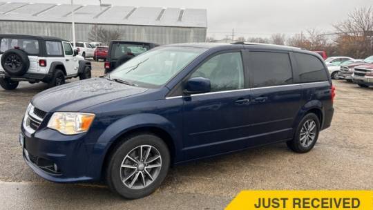 2017 Dodge Grand Caravan SXT — Minivan — 135,598 mi — Peoria, IL
