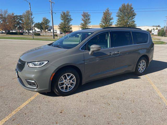 2022 Chrysler Pacifica Touring L — Minivan — 98,878 mi — Peoria, IL