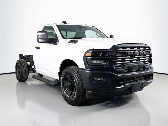 2025 Ram 3500 Tradesman — Pickup Truck — 8 mi — Peoria, IL