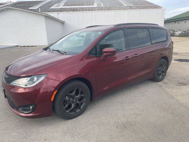 2019 Chrysler Pacifica Touring L Plus — Minivan — 156,530 mi — Peoria, IL
