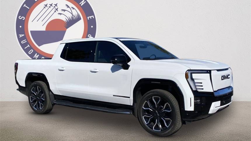 2025 GMC Sierra EV Denali — Pickup Truck — 672 mi — Fort Walton Beach, FL