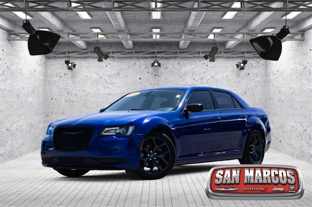 2021 Chrysler 300 Touring — Sedan — 42,028 mi — San Marcos, TX