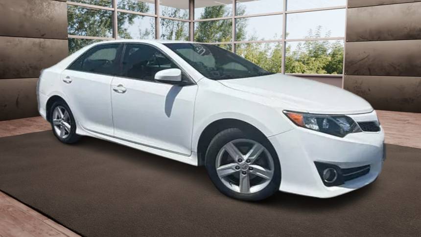 2013 Toyota Camry SE — Sedan — 104,080 mi — Buena Park, CA