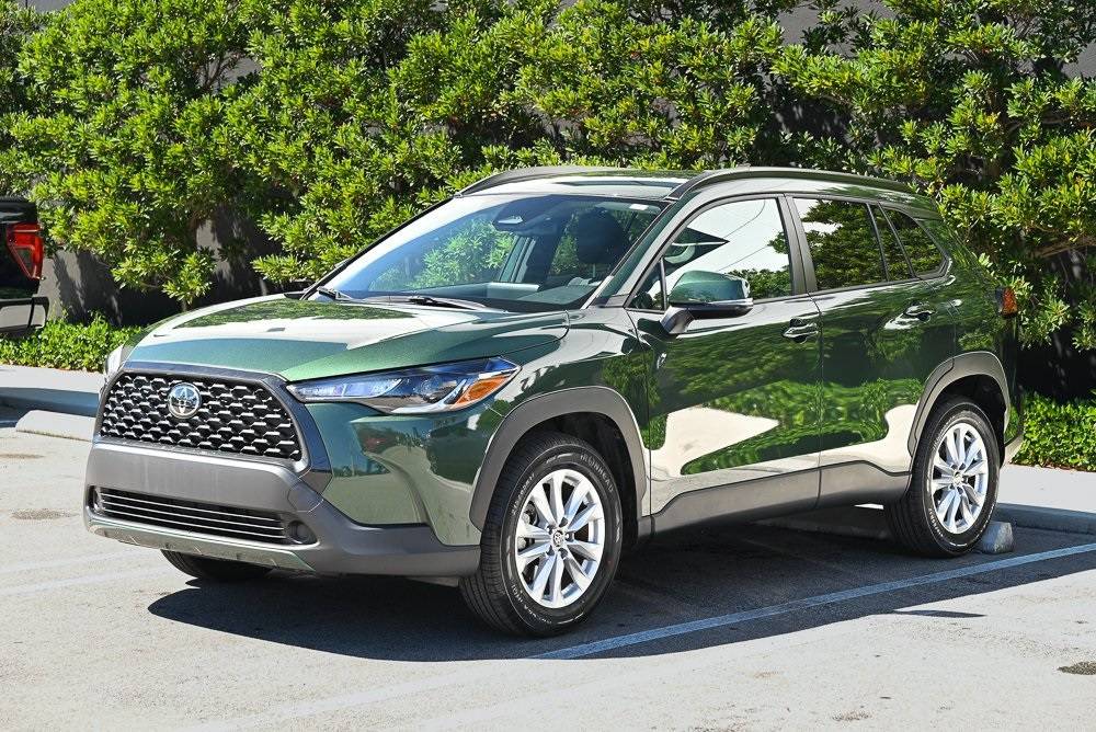 2023 Toyota Corolla Cross LE — SUV — 26,840 mi — Miami, FL
