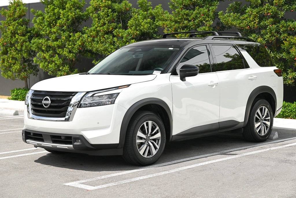 2023 Nissan Pathfinder SL — SUV — 35,742 mi — Miami, FL