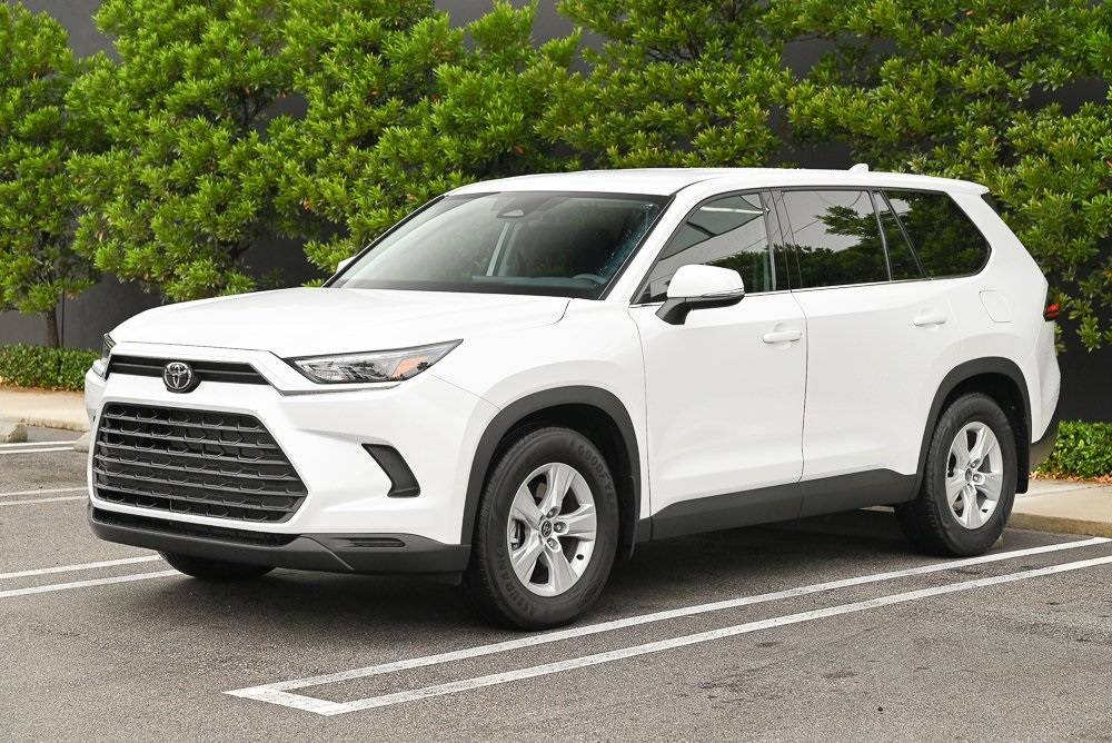 2025 Toyota Grand Highlander XLE — SUV — 620 mi — Miami, FL