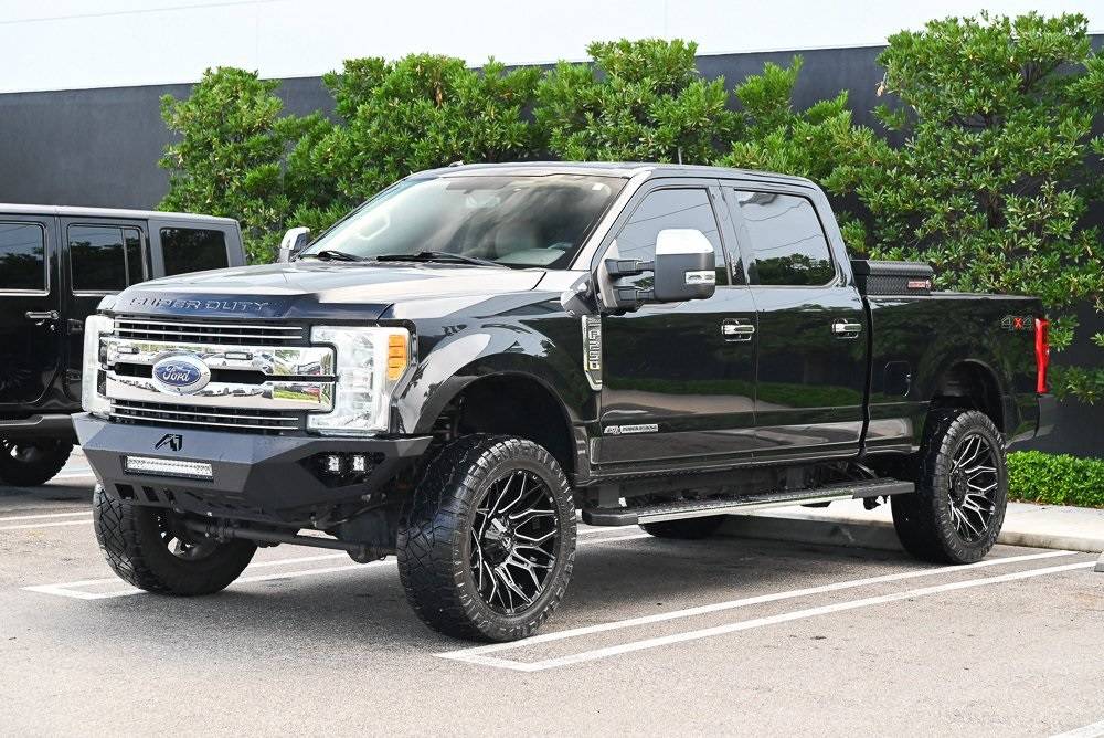 2017 Ford Super Duty F-250 Lariat — Pickup Truck — 124,379 mi — Miami, FL